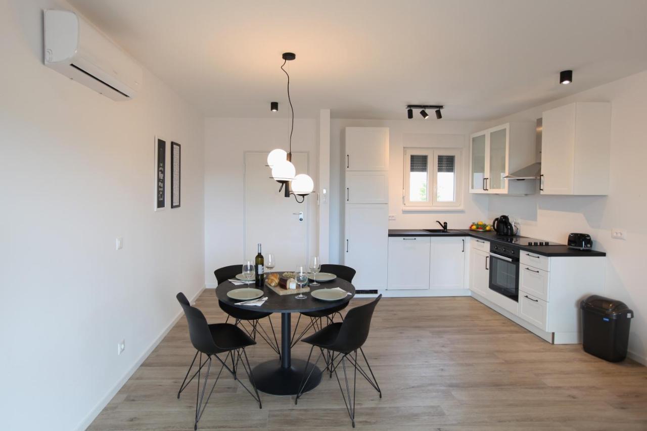 Apartments One Trogir Extérieur photo